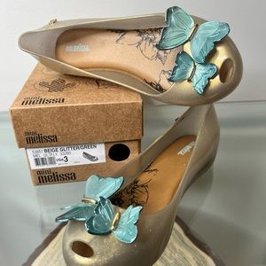 Mini Melissa | Beige & Green Glitter Butterfly Ultragirl Flat - Girls